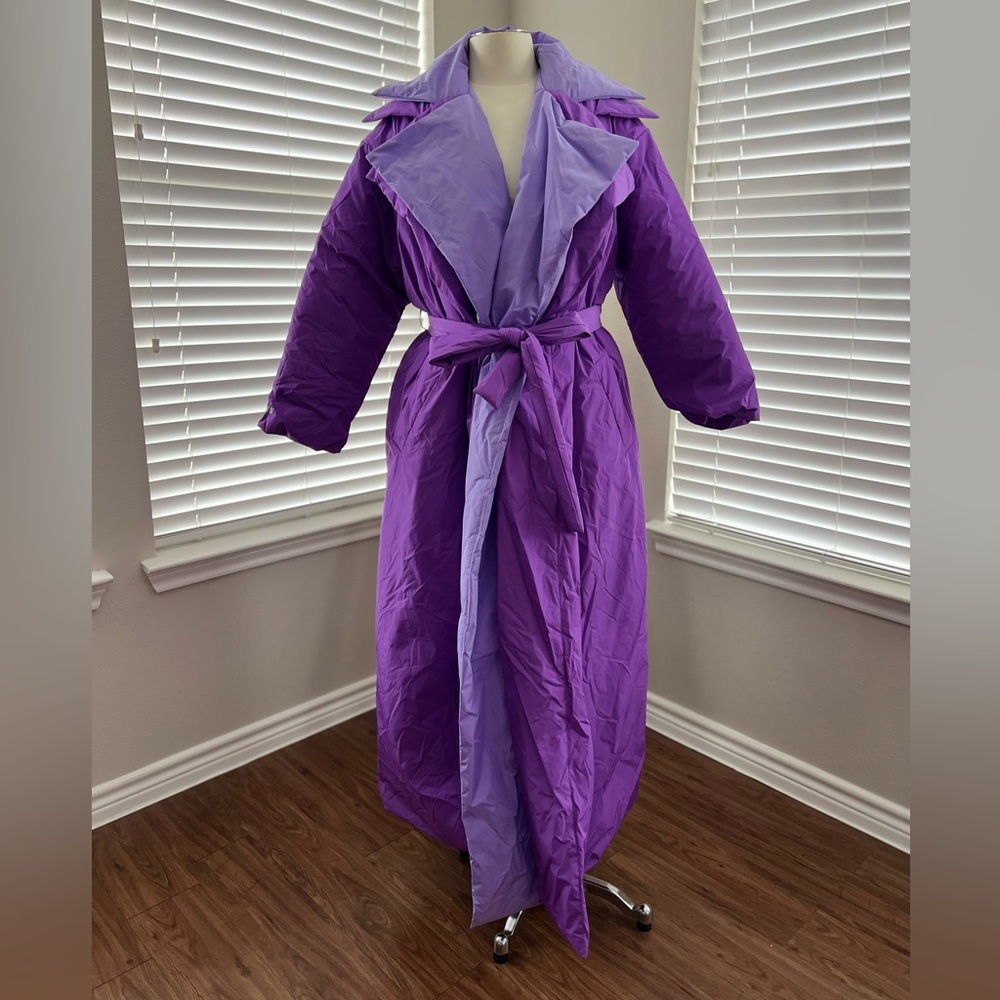 AMAZING LONGLINE PURPLE PUFFER COAT FOR THAT SKI SUIT TOPPER